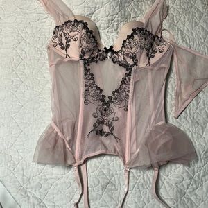 Baby pink lingerie set - 36 B